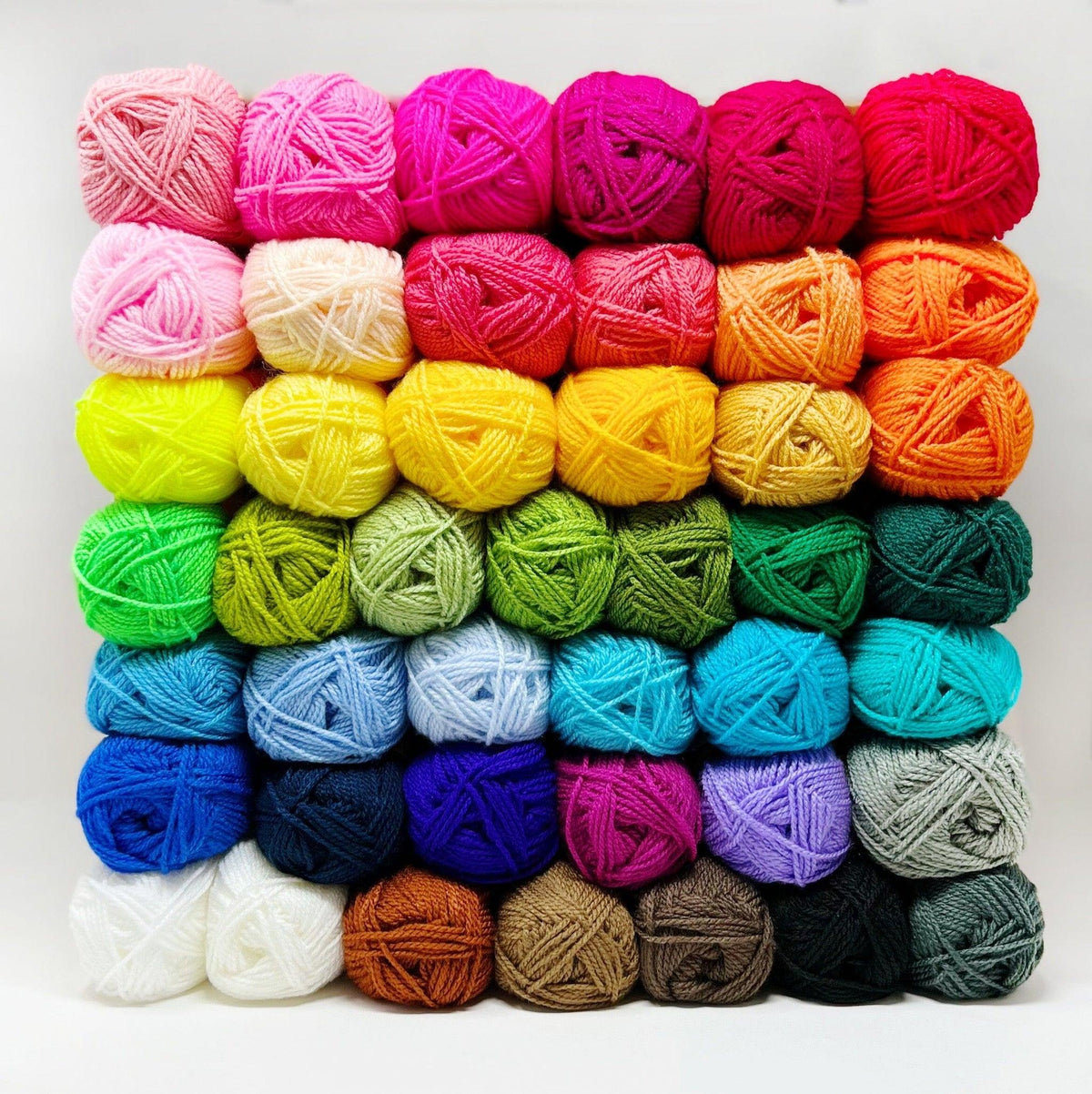 Knitting Yarn 100g 270m 8ply